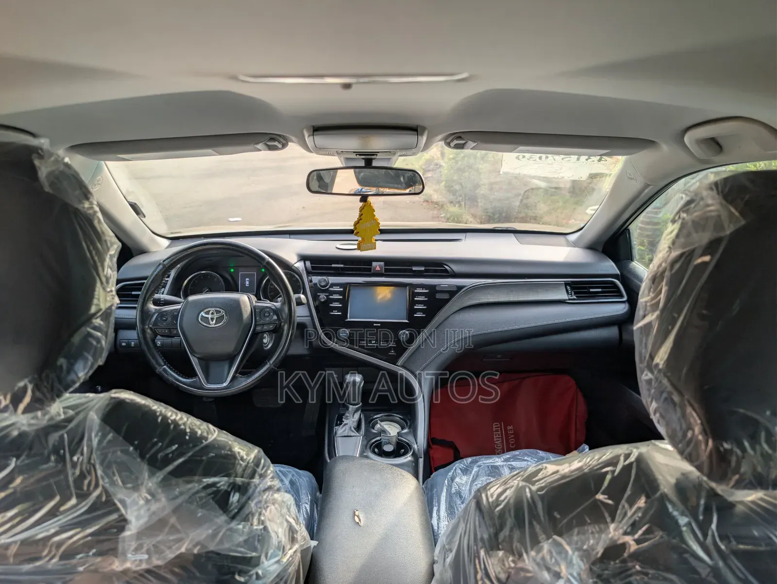 Toyota Camry SE FWD 2020 Blue