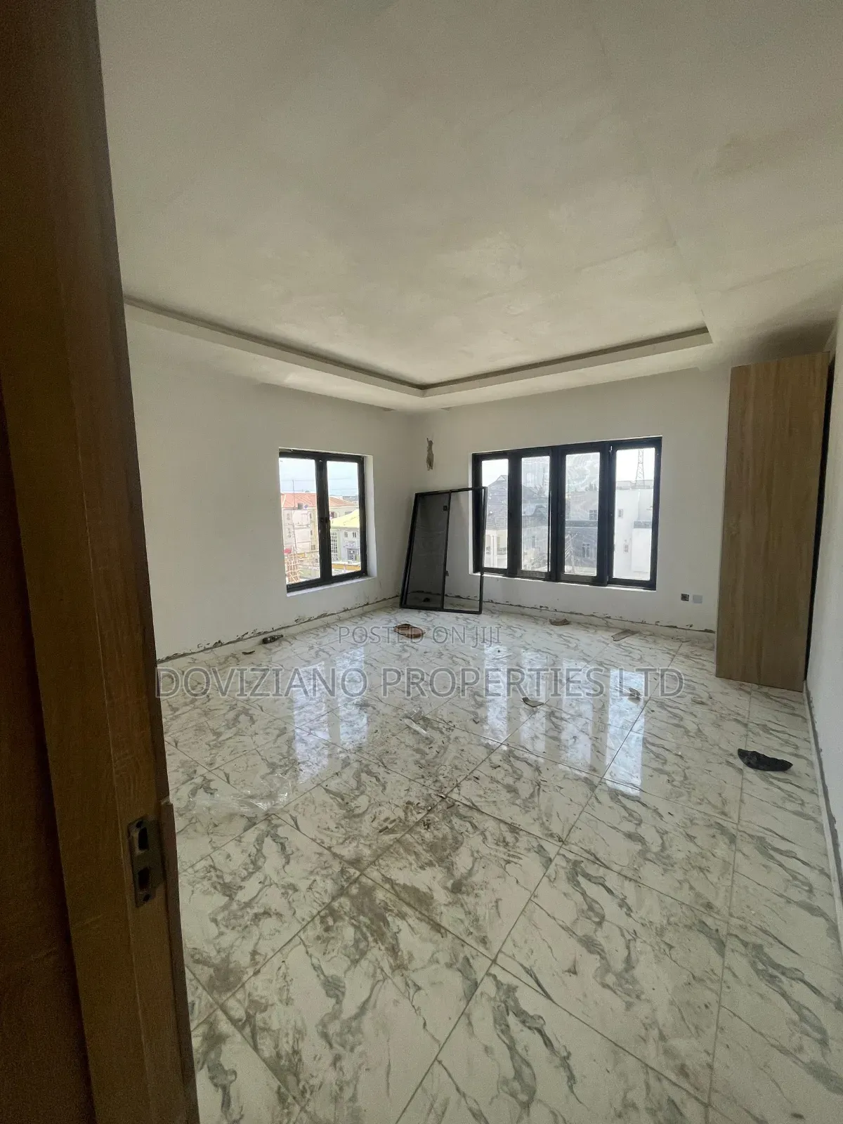 4bdrm Duplex in Lekki Phase 1 for rent