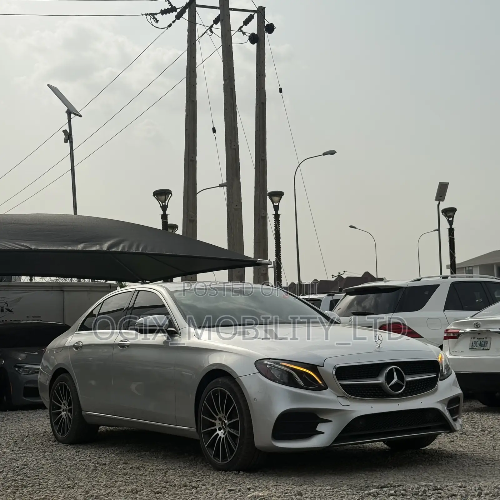 Mercedes-Benz E300 2017 Silver
