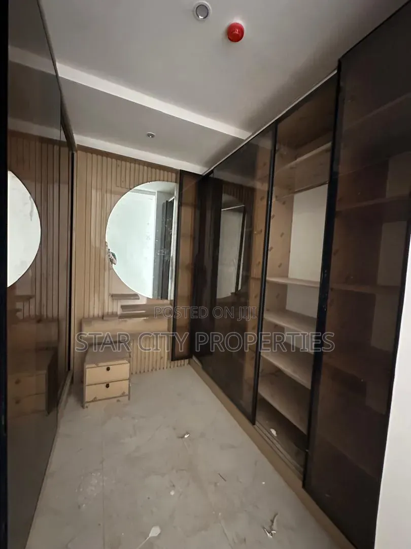 5bdrm Duplex in Ph 1, Omole Phase 1 for sale