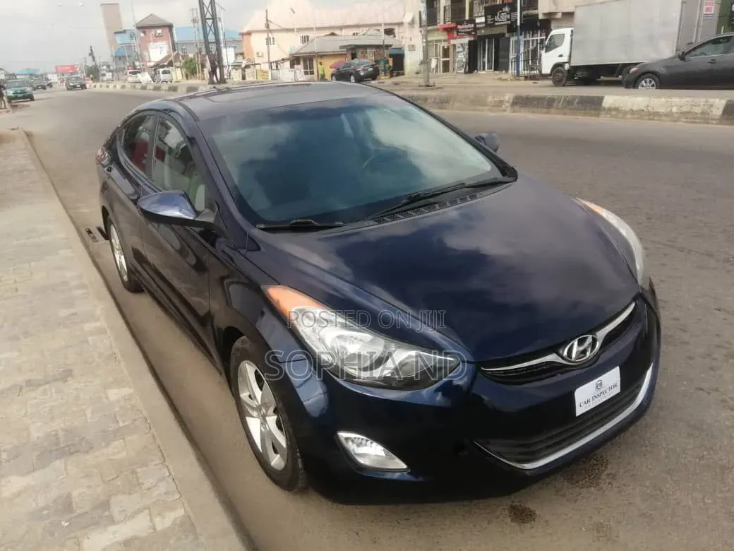 Hyundai Elantra 2012 Blue