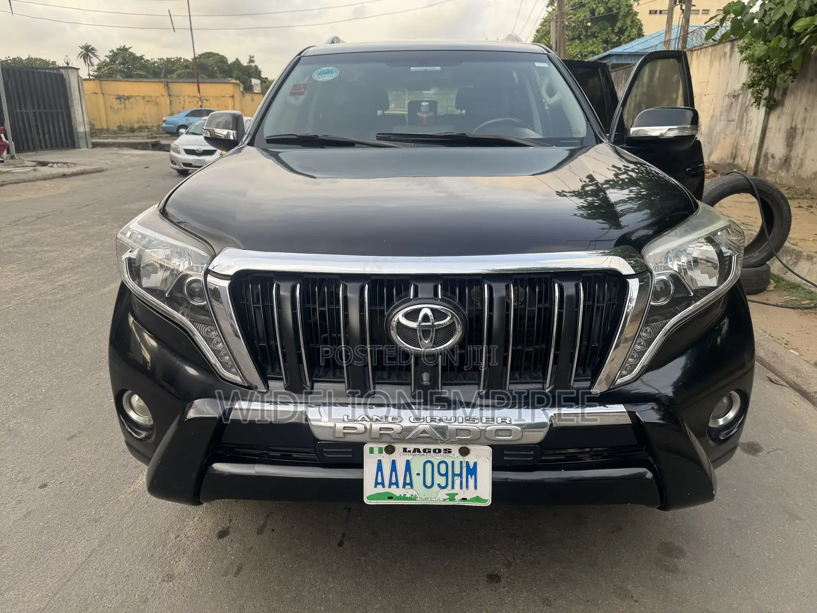 Toyota Land Cruiser Prado 2015 Black