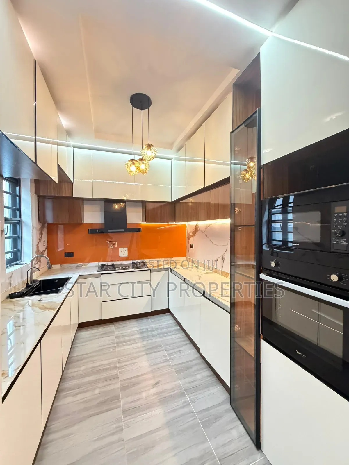 5bdrm Duplex in Omole Ph1 for sale