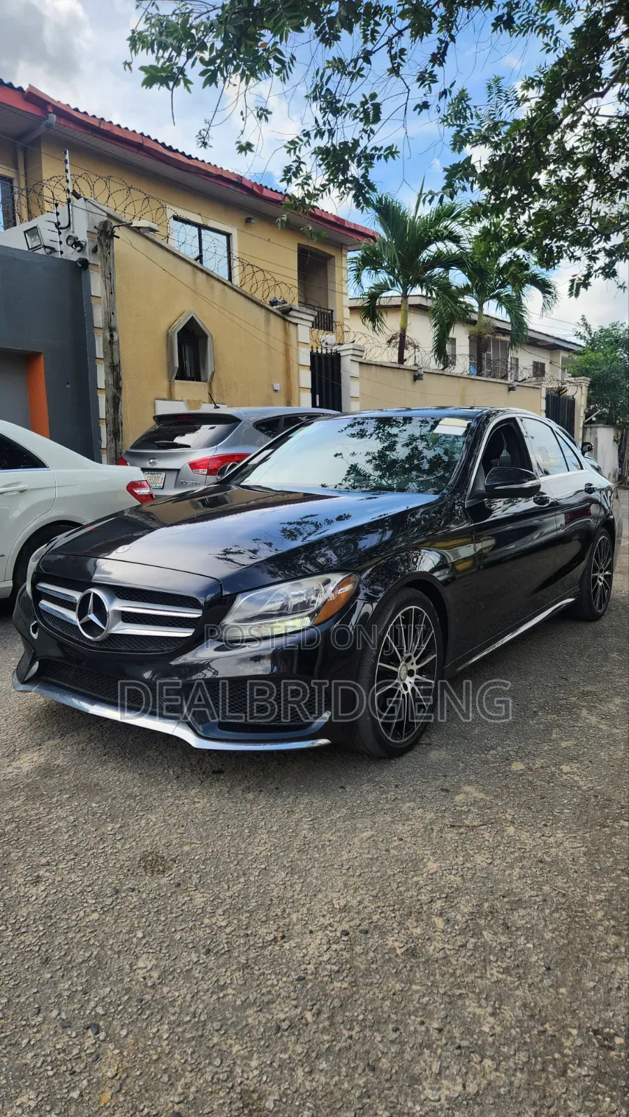 Mercedes-Benz C300 Luxury 4dr AWD 4Matic Sedan (2.0L 4cyl 7A) 2015