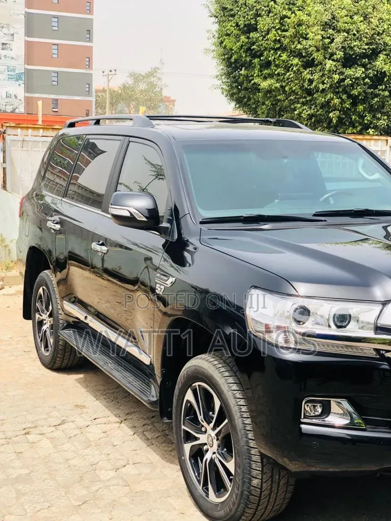 Toyota Land Cruiser 5.7 V8 VX-S 2021 Black