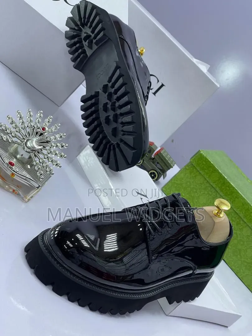 Gucci Corporate Loafers Men's Shoe — Premium Quality
