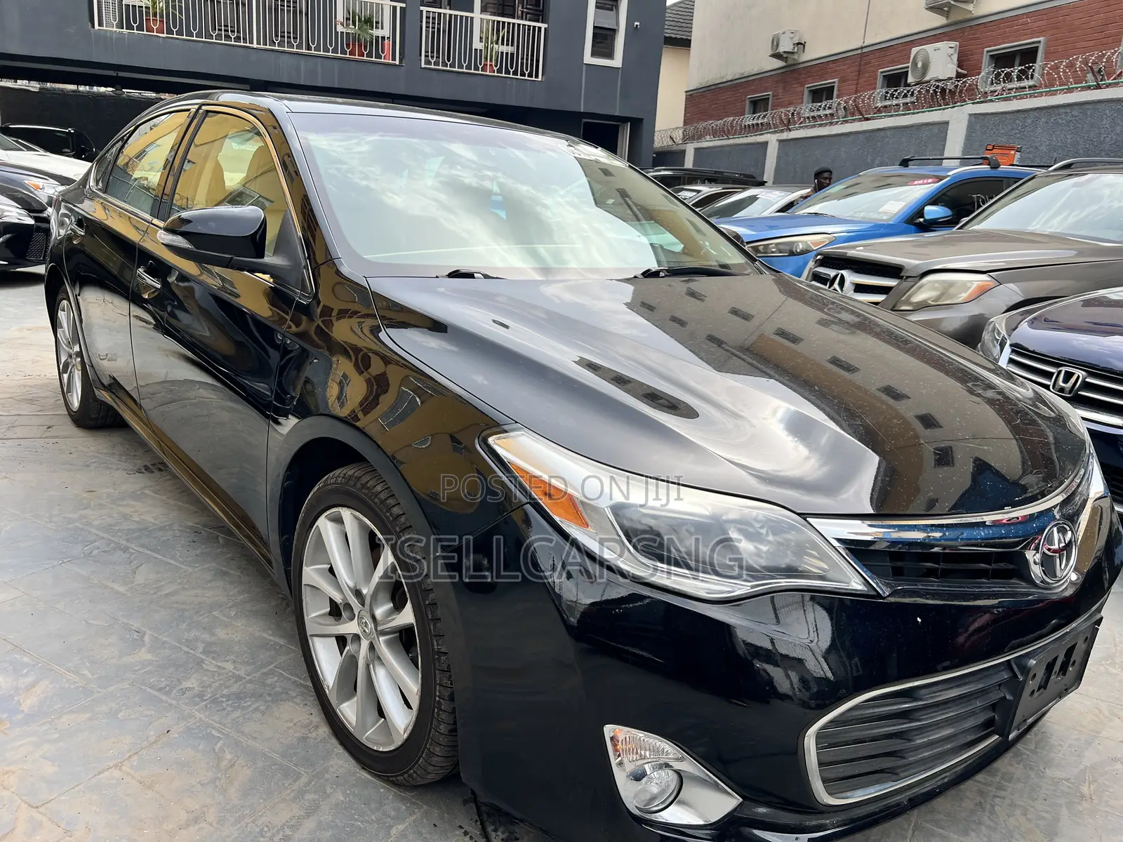 Toyota Avalon XLE Premium 4dr Sedan (3.5L 6cyl 6A) 2014 Black