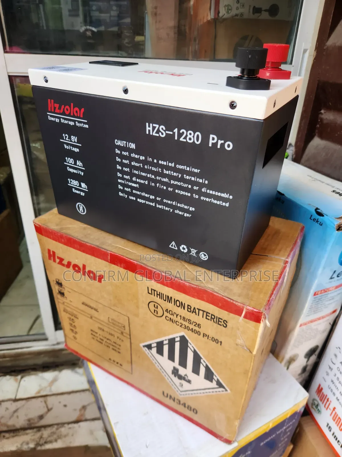 Powerful 12v 100ah 1.2kwh Hz Solar Lithium Battery With Warranty