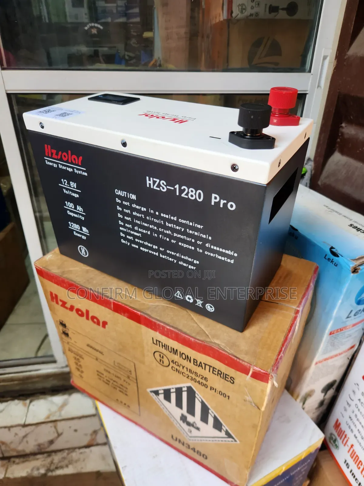 Powerful 12v 100ah 1.2kwh Hz Solar Lithium Battery With Warranty