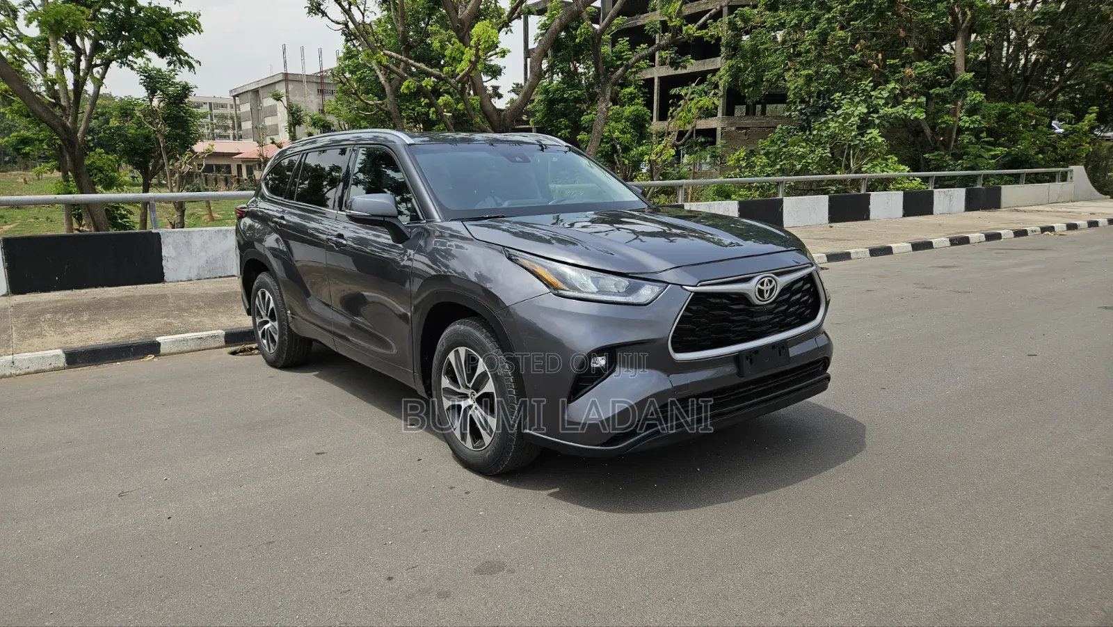 Toyota Highlander XLE AWD 2020 Gray