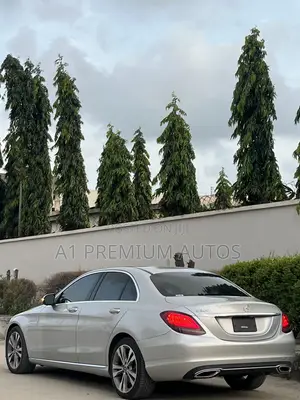 Mercedes-Benz C300 2020 Silver