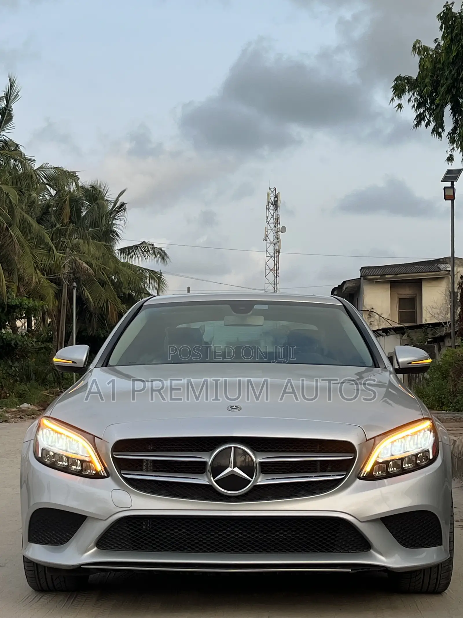 Mercedes-Benz C300 2020 Silver