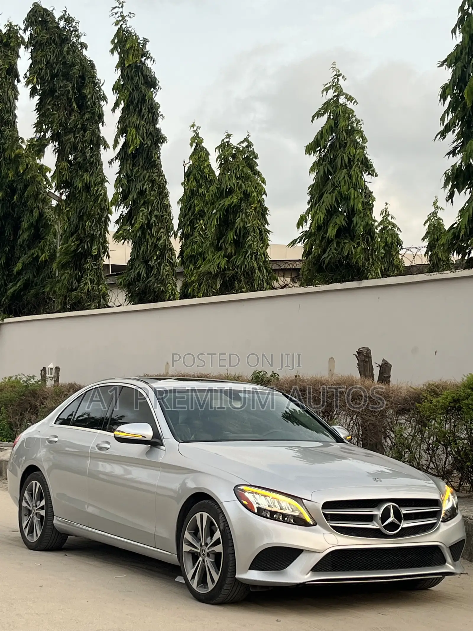 Mercedes-Benz C300 2020 Silver
