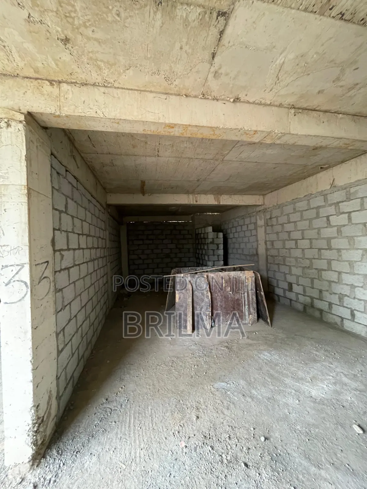 Office/Shop Space in Wuse 2 for Rent