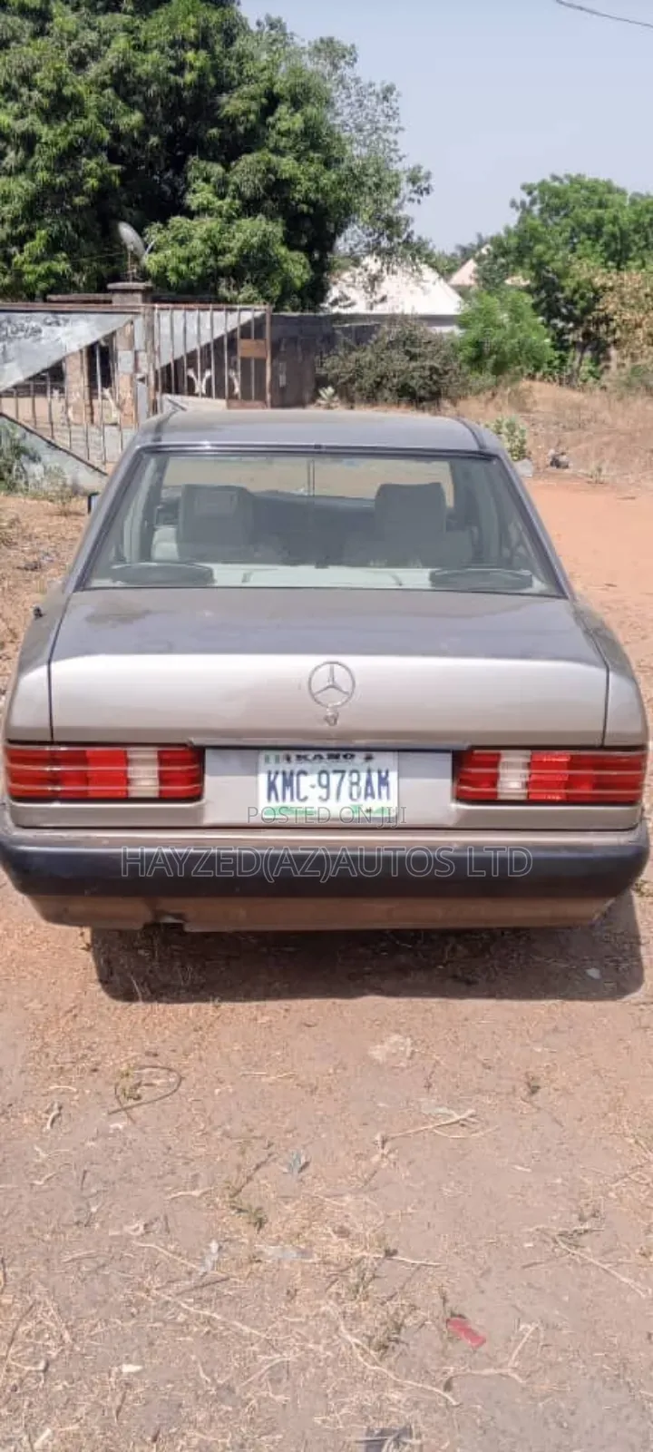 Mercedes-Benz 200 2004 Gold