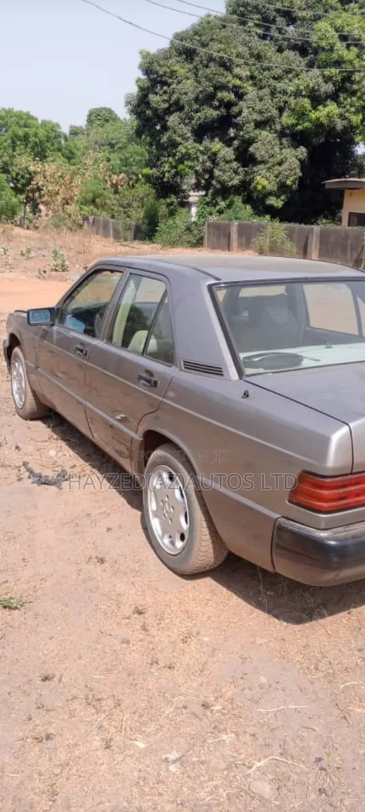 Mercedes-Benz 200 2004 Gold