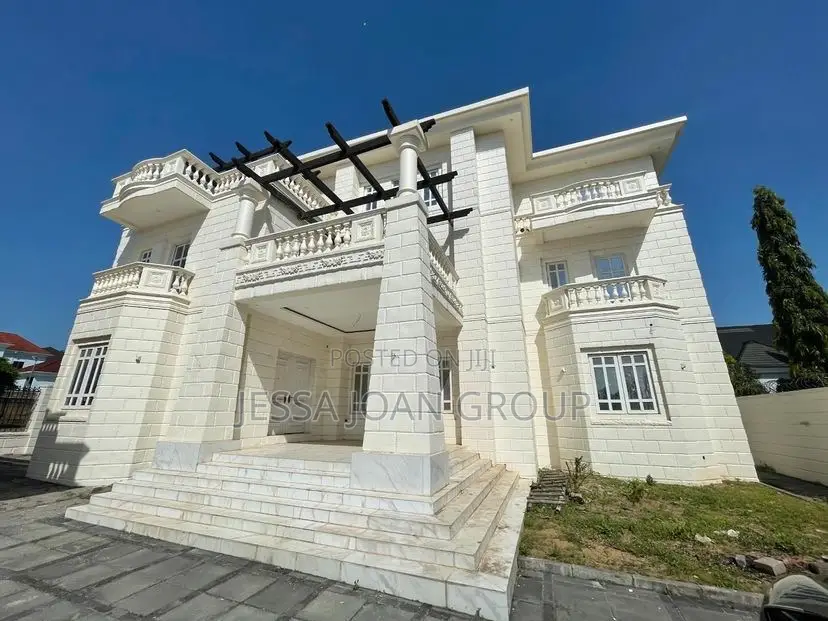 7bdrm Duplex in Katampe Extension for sale