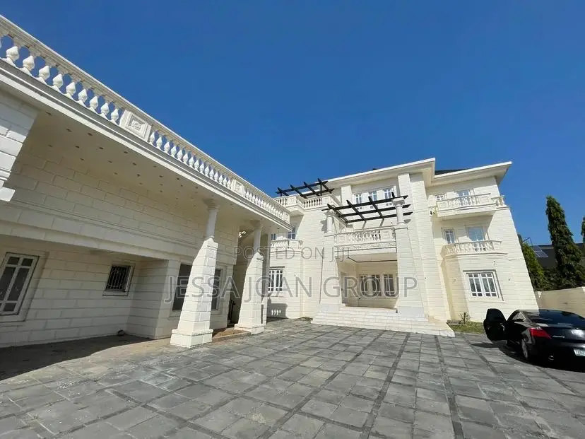 7bdrm Duplex in Katampe Extension for sale