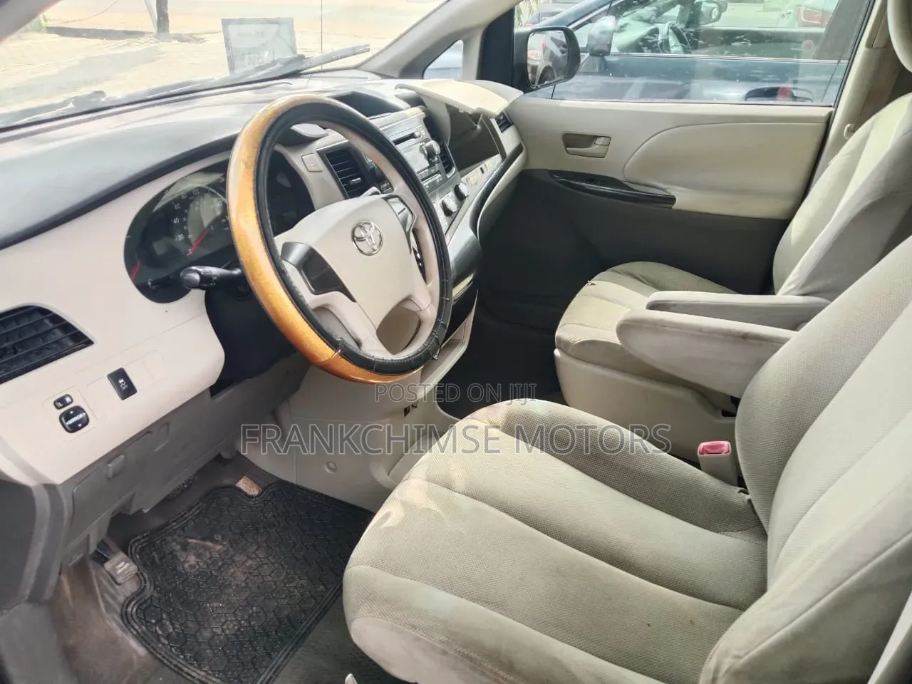 Toyota Sienna 7 Passenger 2011 Red