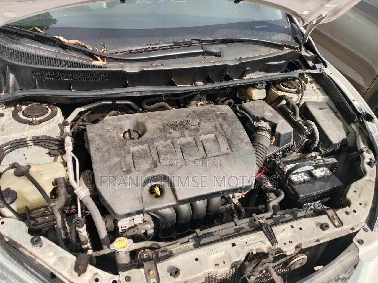 Toyota Matrix L Hatchback FWD (1.8L 4cyl) 2014 Silver