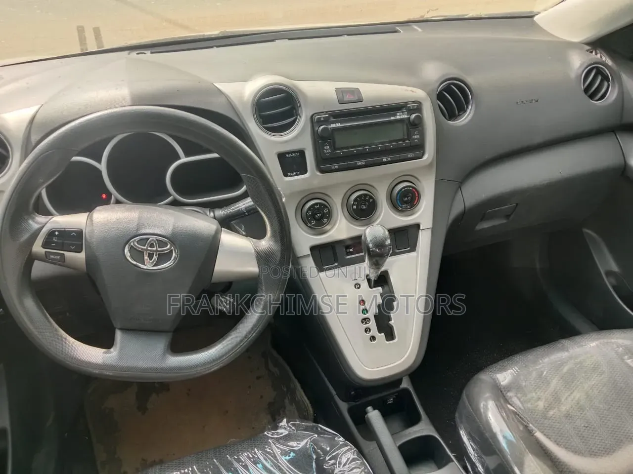 Toyota Matrix L Hatchback FWD (1.8L 4cyl) 2014 Silver