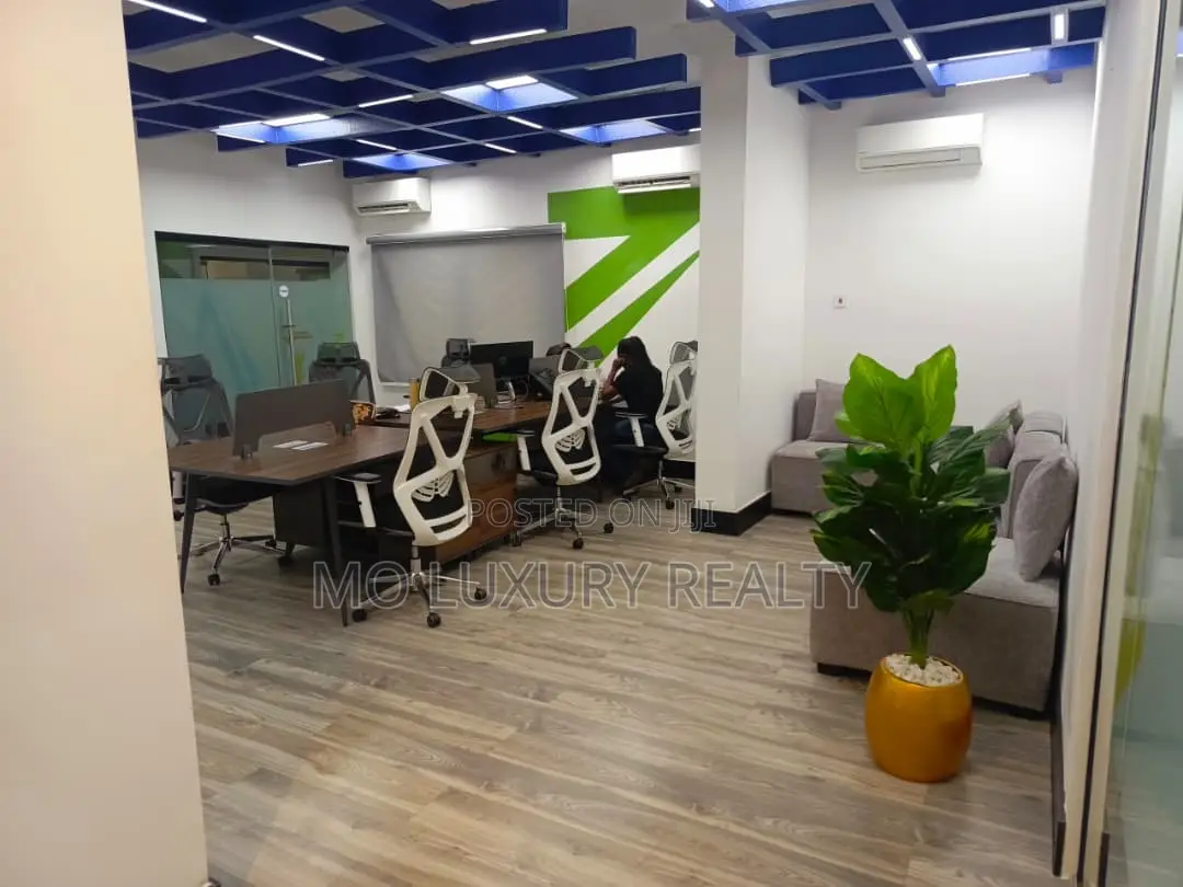 Office Building on 2000sqm for Lease