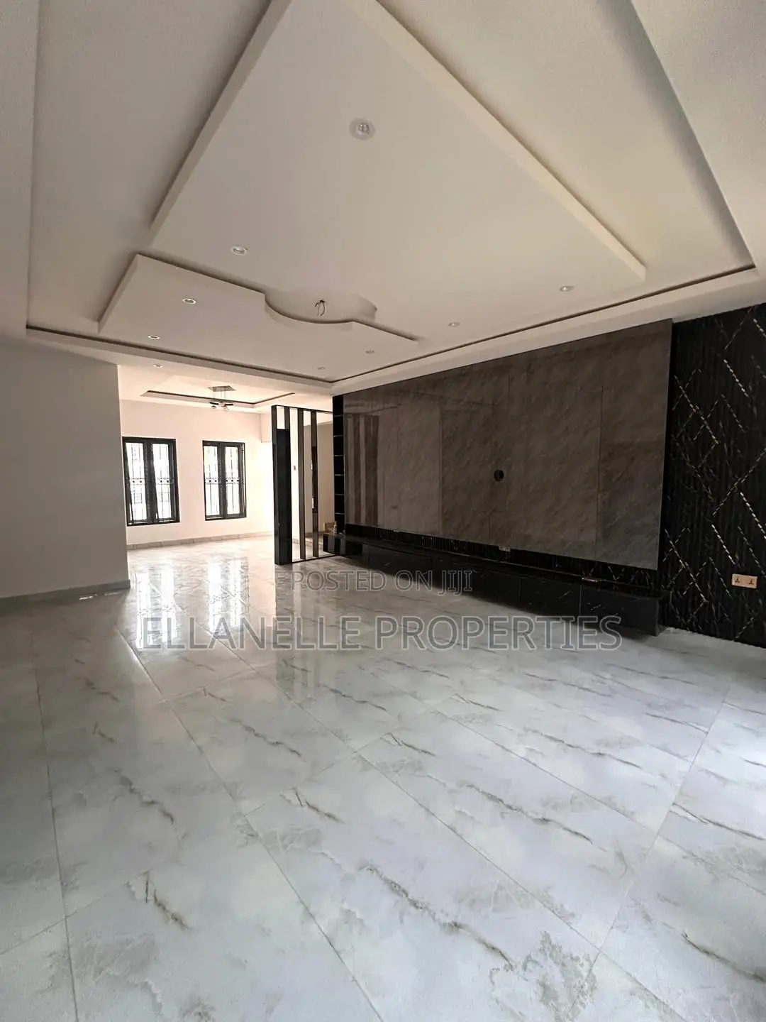 4bdrm Townhouse / Terrace in Jahi for rent