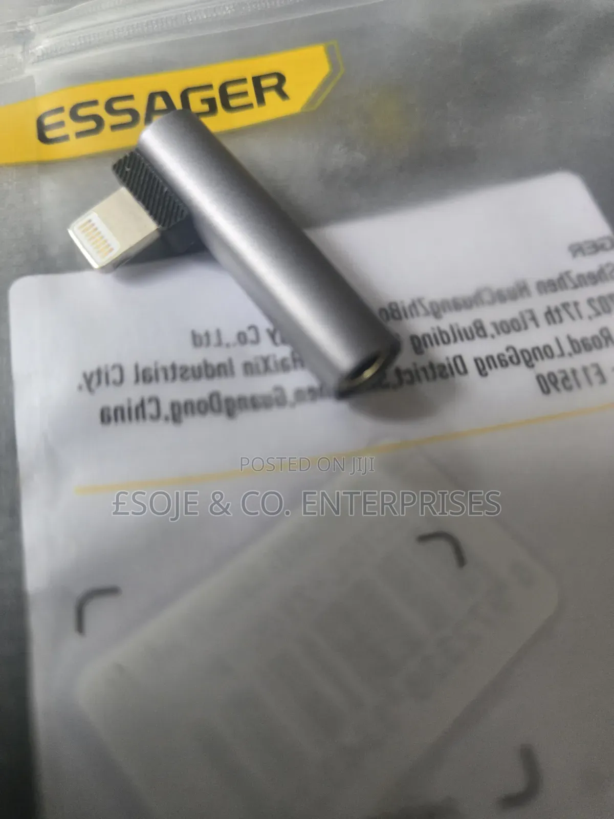 Apple Lightening to 3.5mm Audio Jack