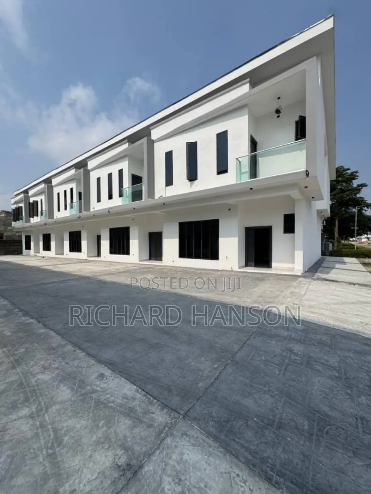 4bdrm Duplex in Opposite Safeway, Sangotedo for rent