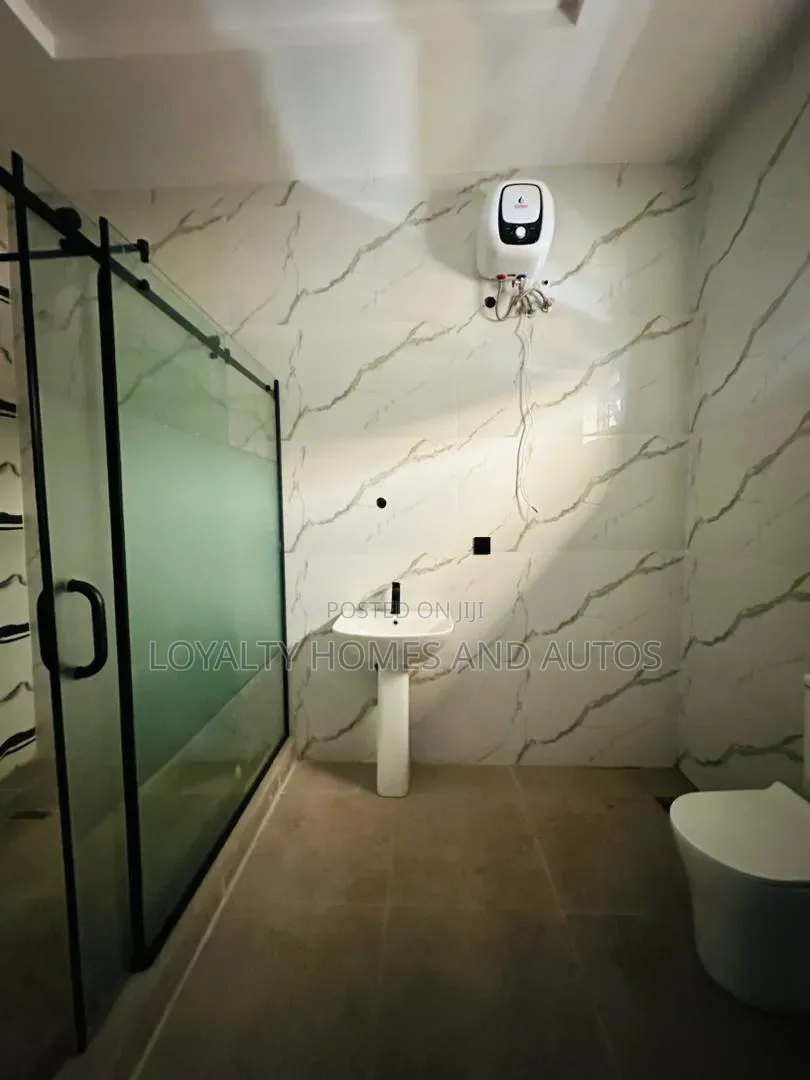 4bdrm Duplex in Opebi for sale