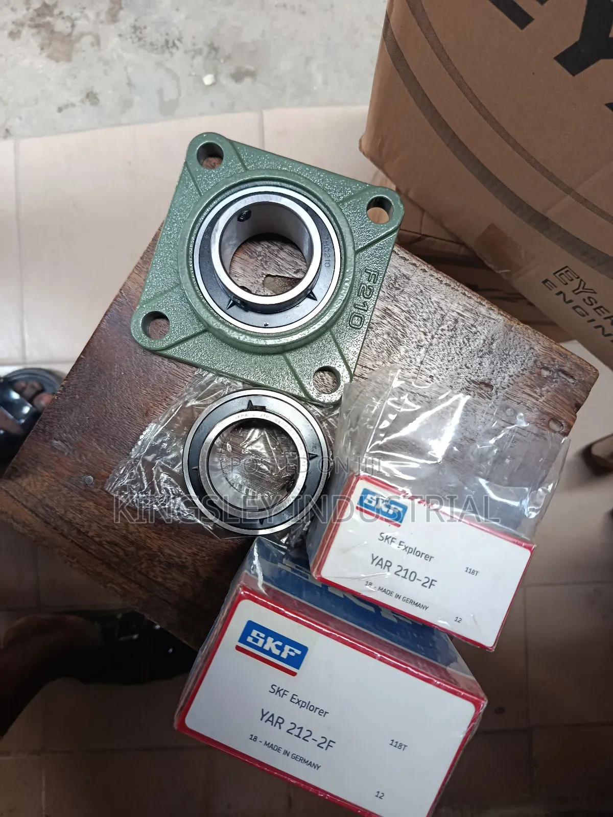 4bolts Flange Housing Bearing Ucf210 the Insert Uc210/ Yar212tf