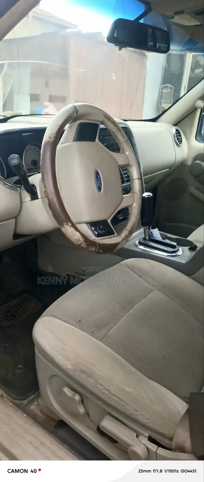 Ford Sport Trac 2005 Black