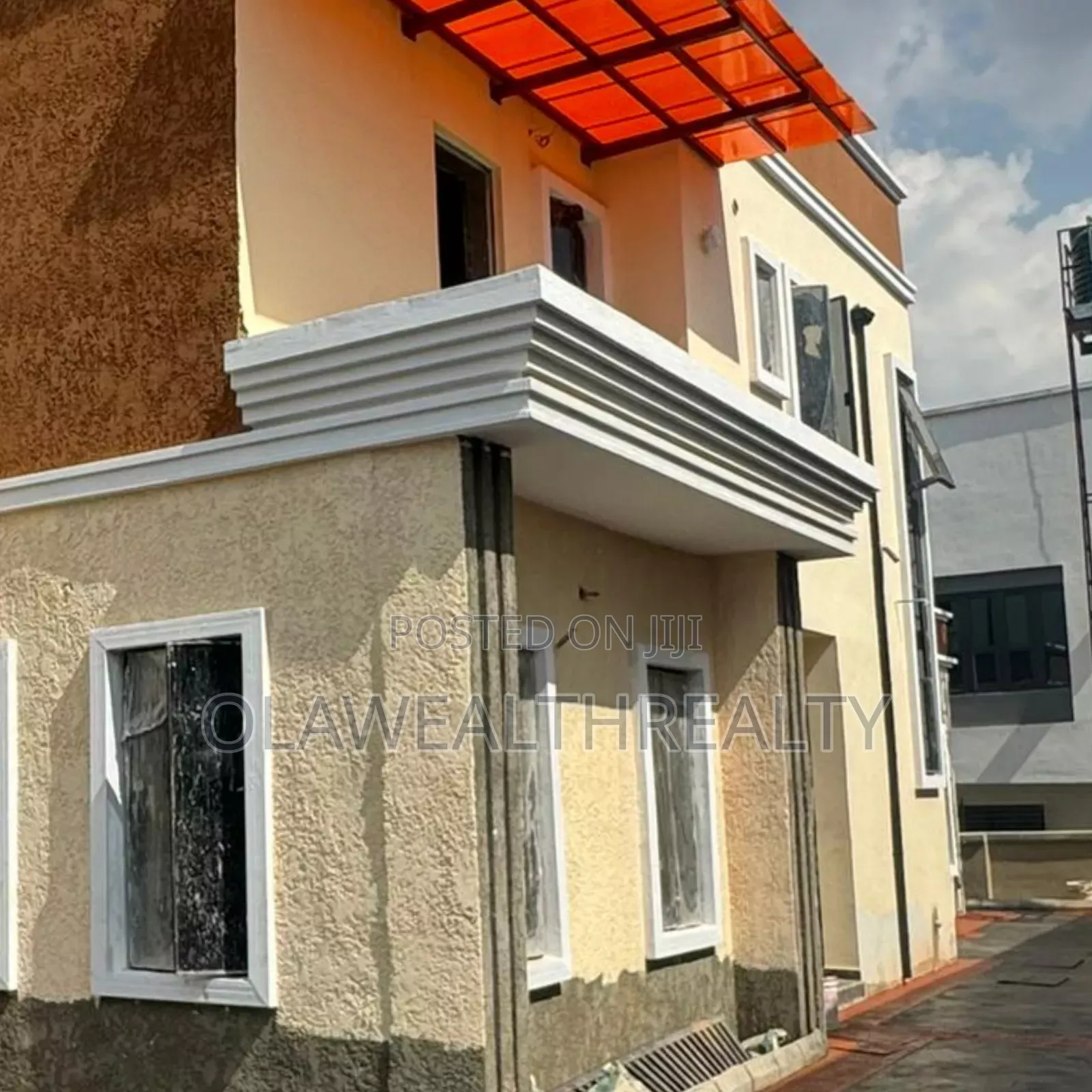 4bdrm Duplex in Carlton Gate Estate, Ibadan for sale