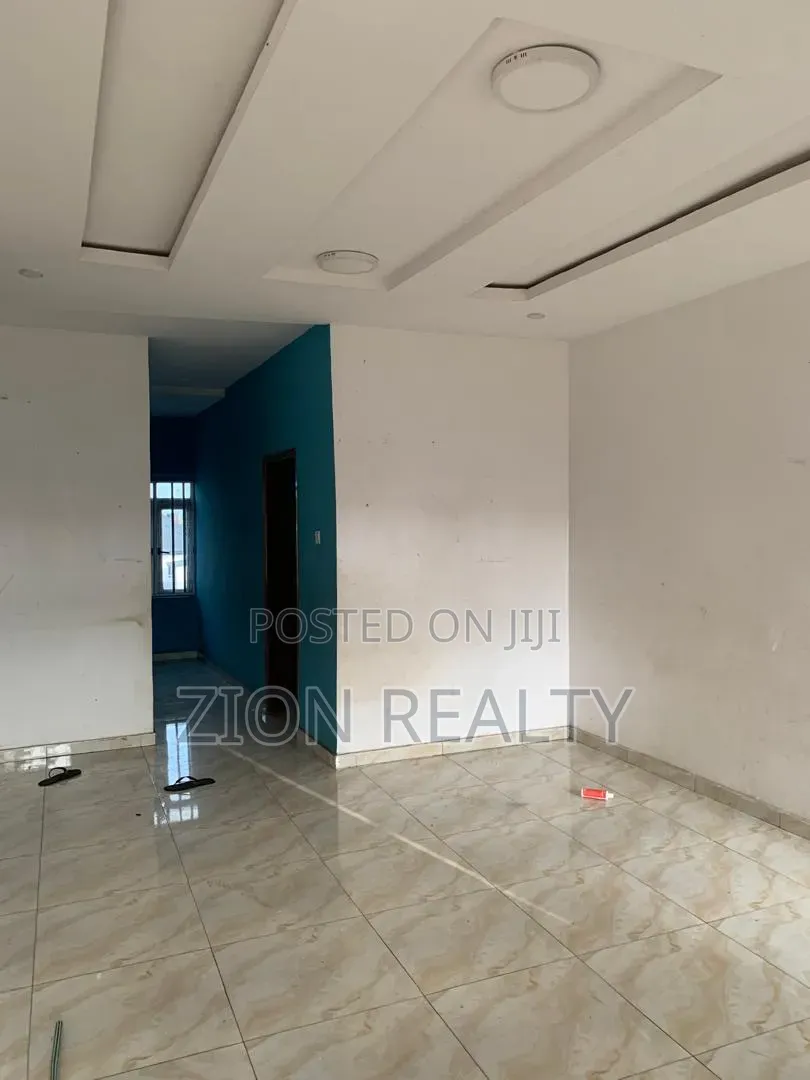 2bdrm Apartment in Uba - Ologunfe, Ibeju for rent