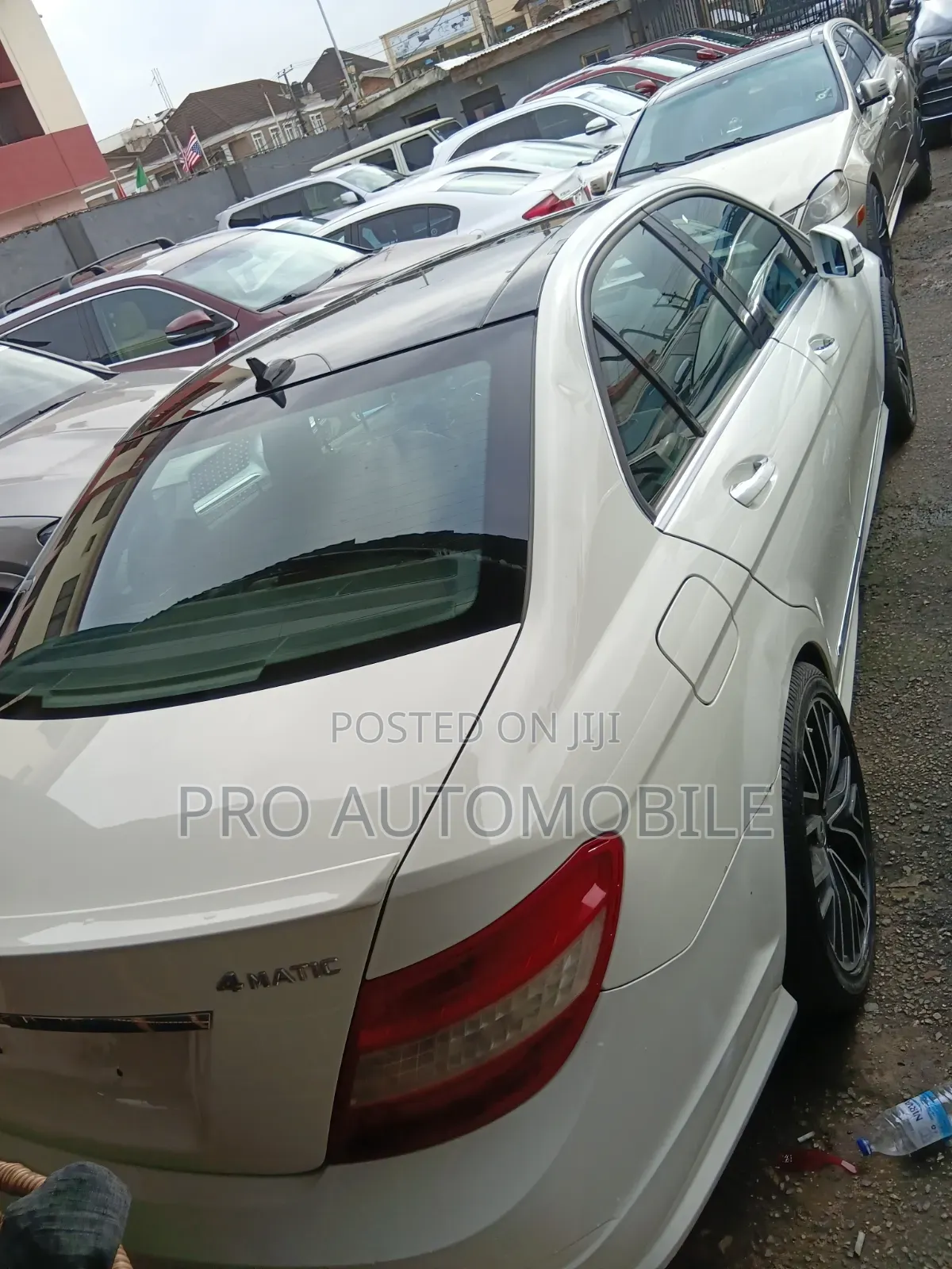 Mercedes-Benz C350 C350 BlueEFFICIENCY RWD 2011 White