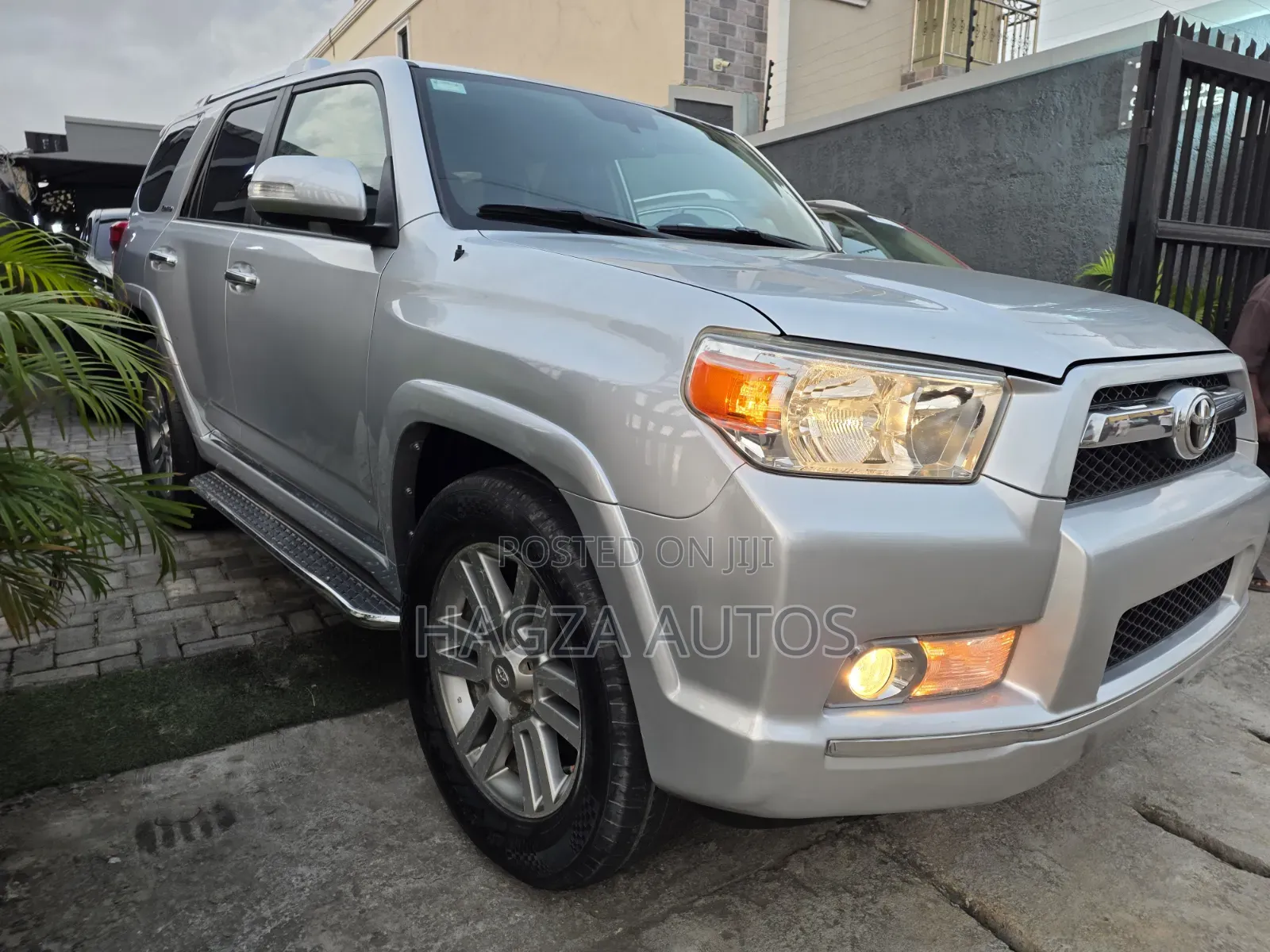 Toyota 4-Runner Limited 4WD 2011 Silver