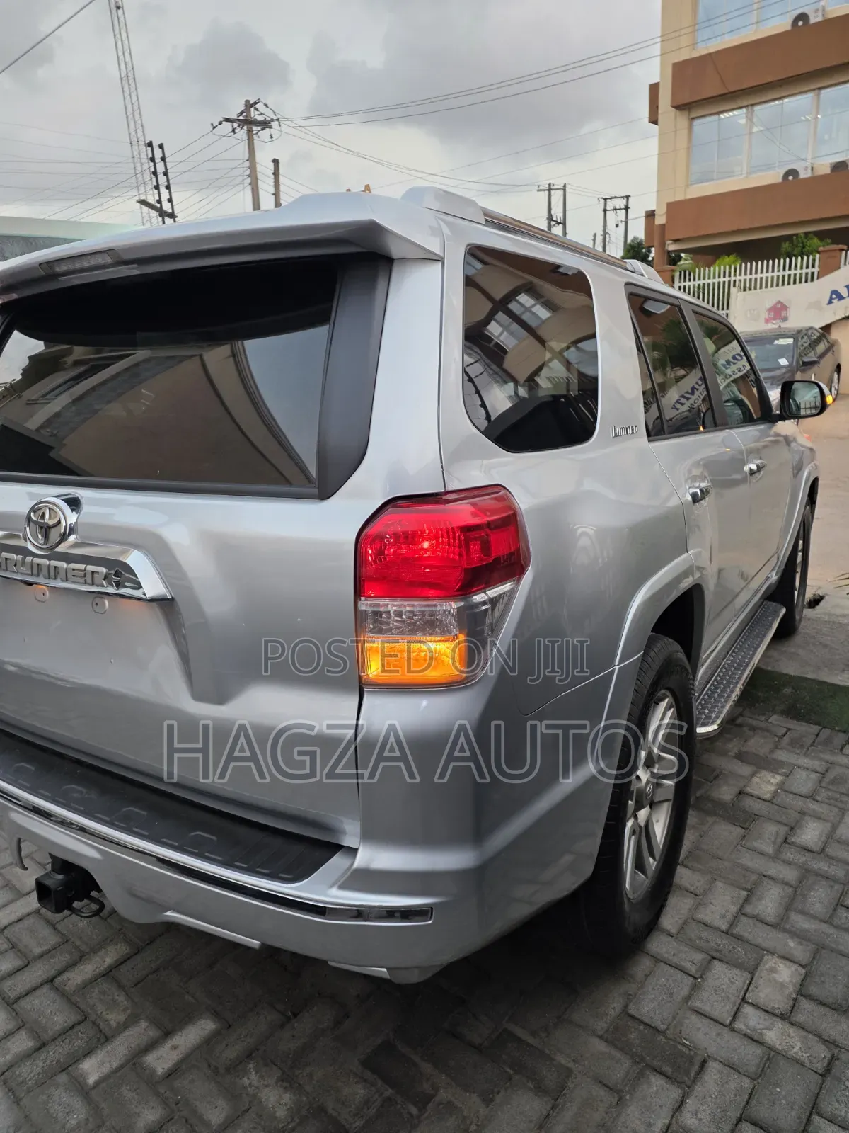 Toyota 4-Runner Limited 4WD 2011 Silver