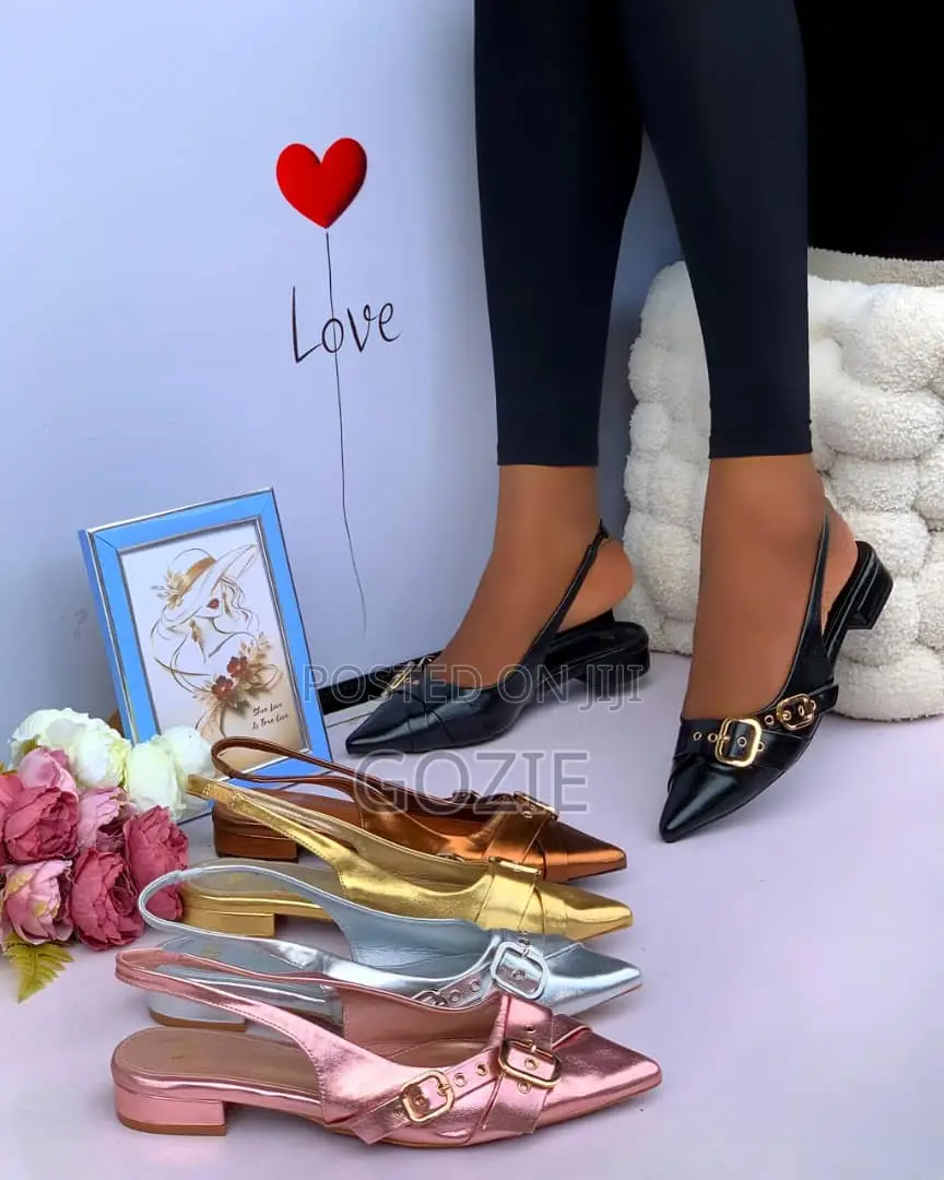 Gorgeous Plus Feet Low Heel Slingback Sandals