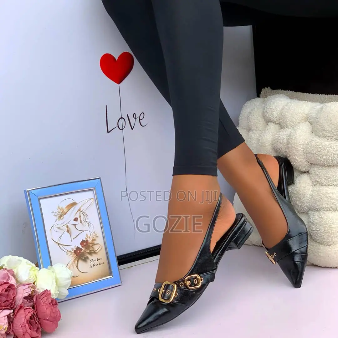 Gorgeous Plus Feet Low Heel Slingback Sandals