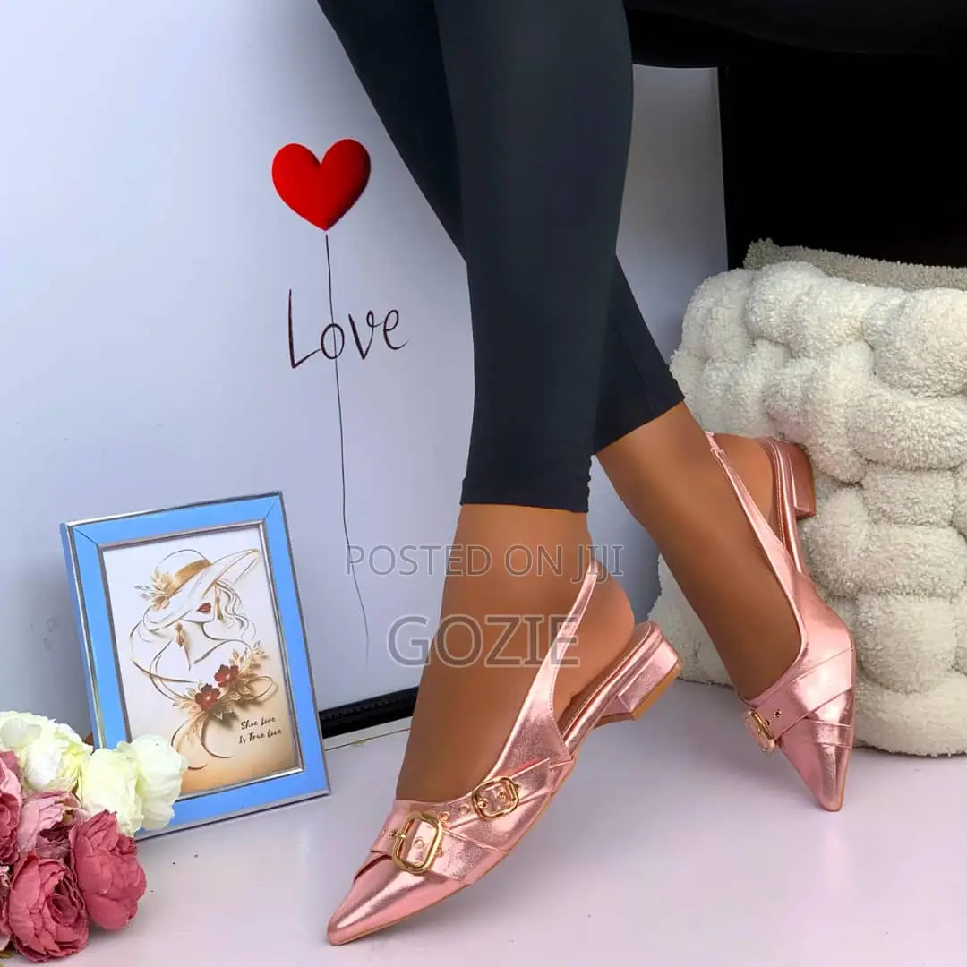 Gorgeous Plus Feet Low Heel Slingback Sandals