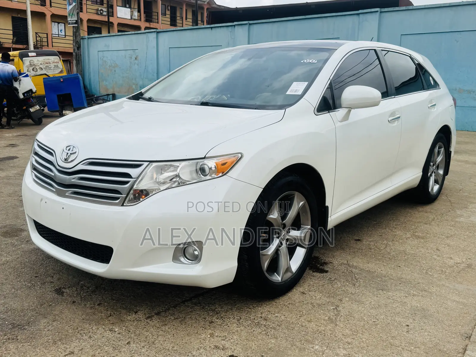 Toyota Venza Limited 2011 White