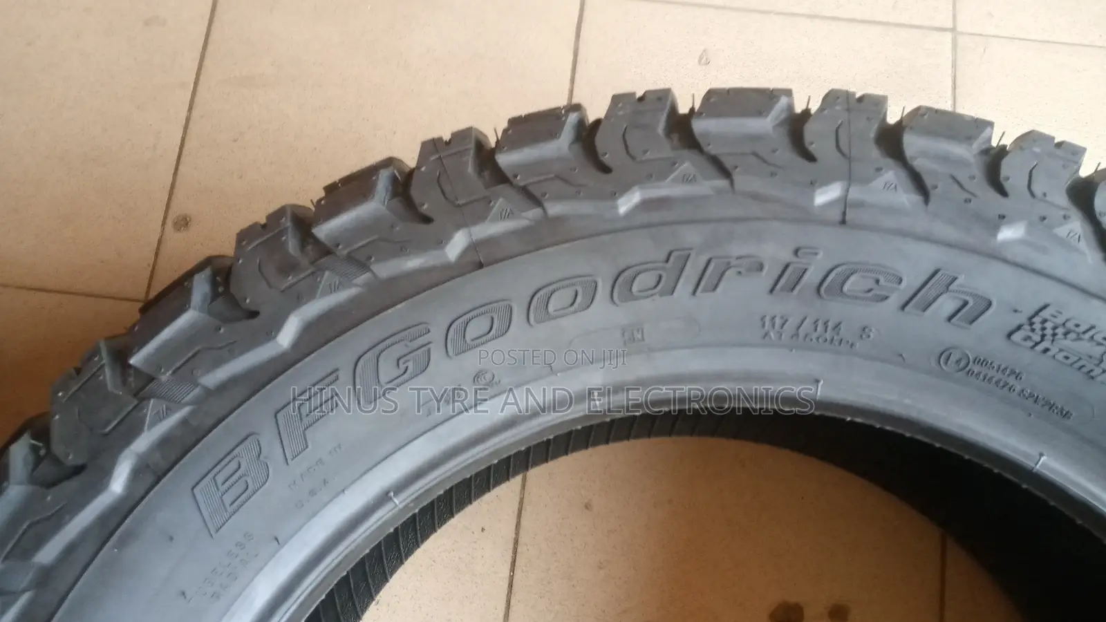 285/55/20 Bf Goodrich Tyre