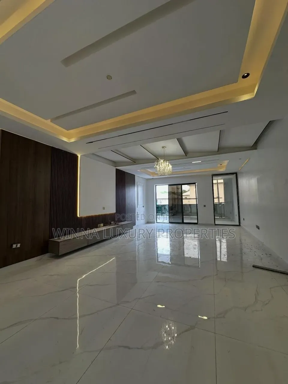 5bdrm Duplex in Utako for sale