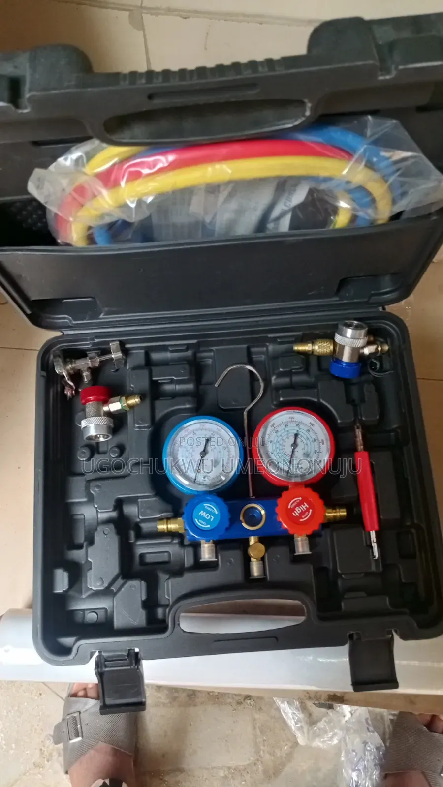 Manifold Gauge
