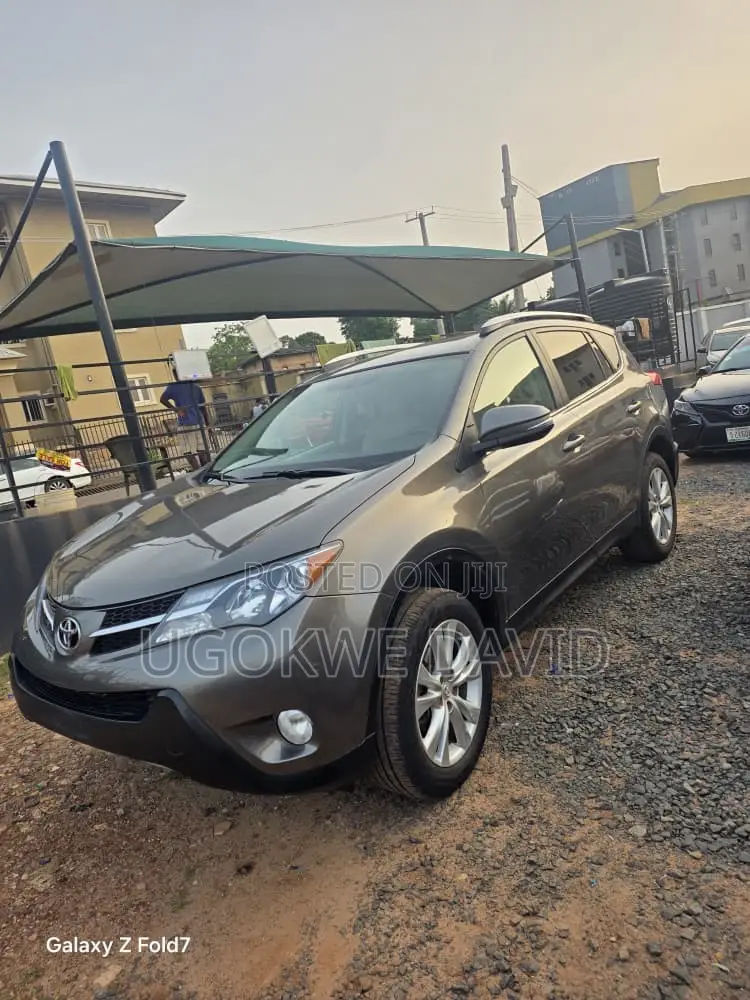 Toyota RAV4 2015 Gray
