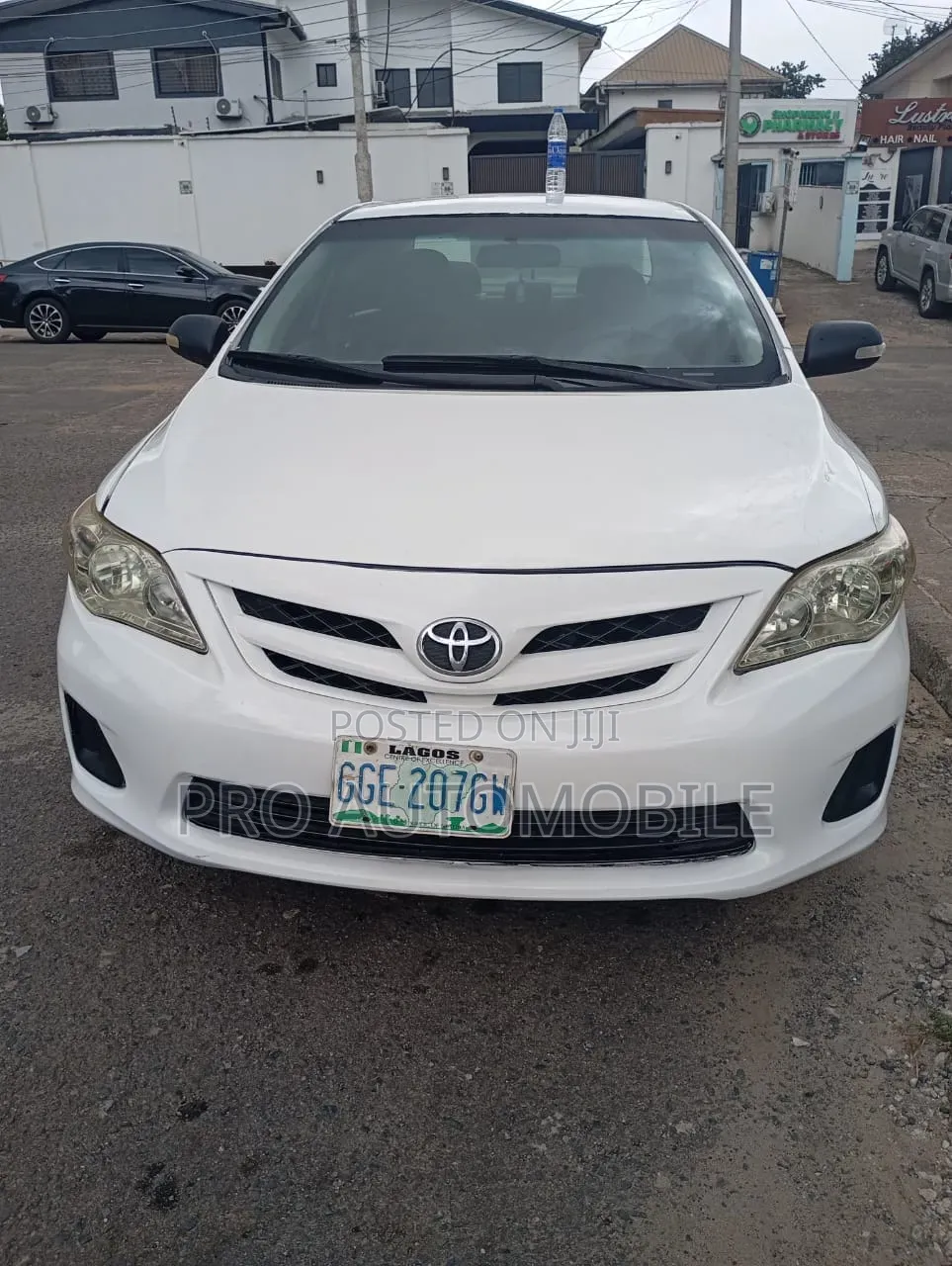 Toyota Corolla LE 4dr Sedan (1.8L 4cyl 4A) 2012 White