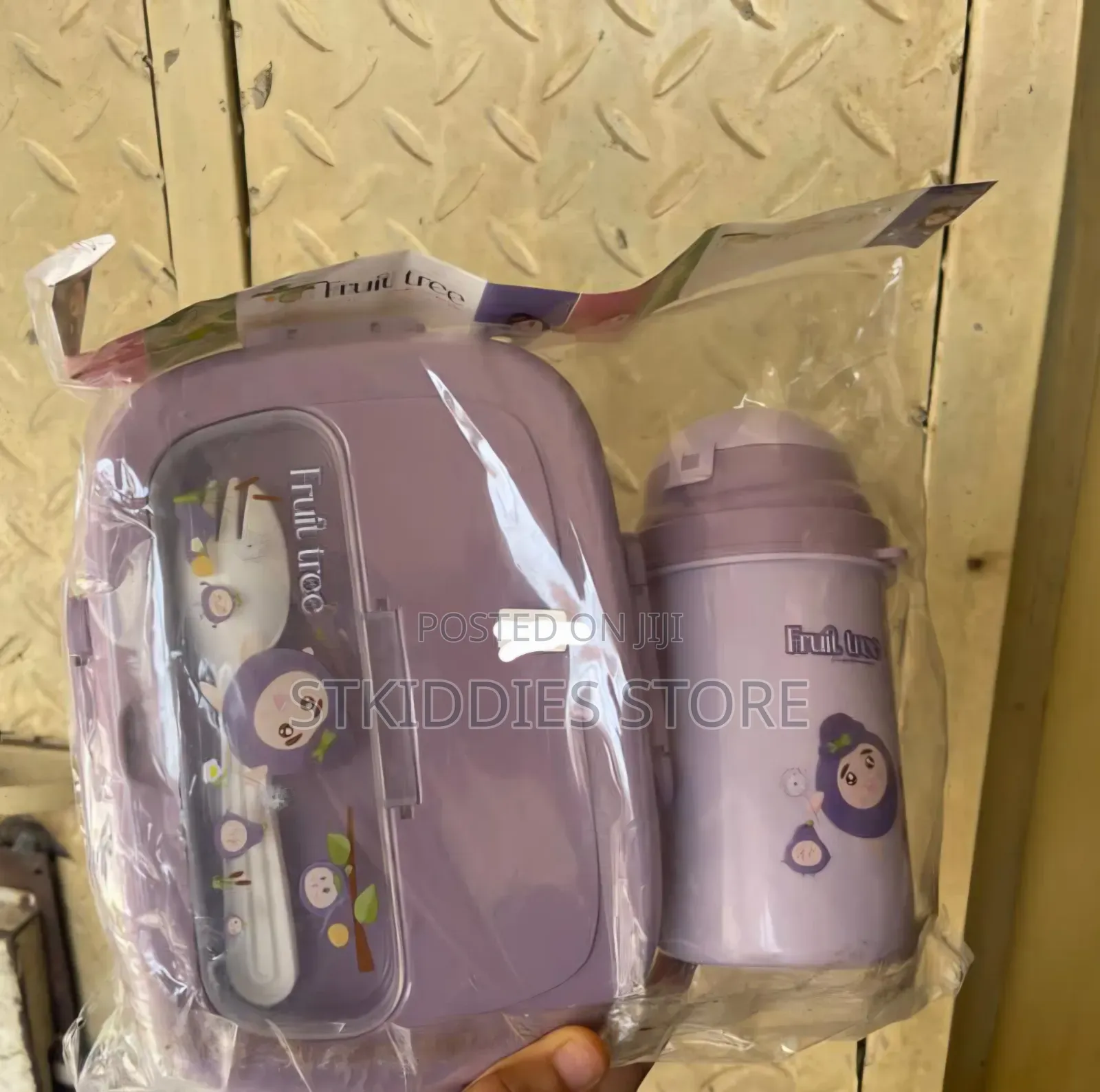 Lunch Boxes for Kids and Adults