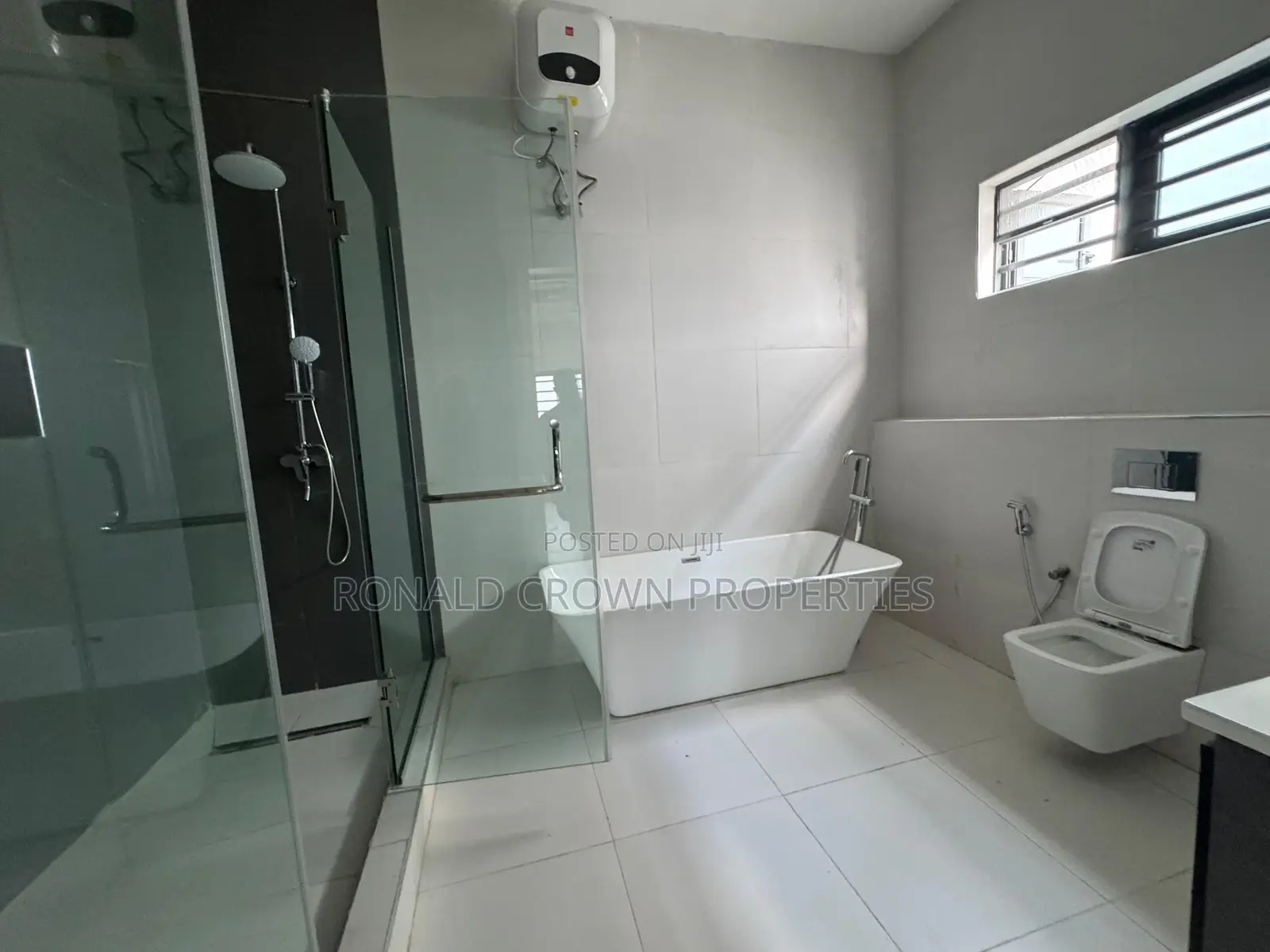 4bdrm Duplex in Adeniyi Jones for sale