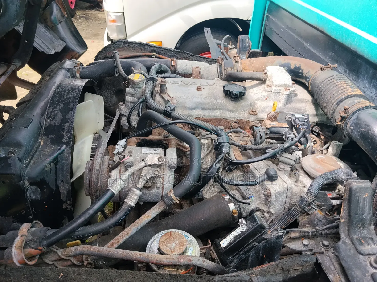 Toyota Dyna400 17feet Long Chassis