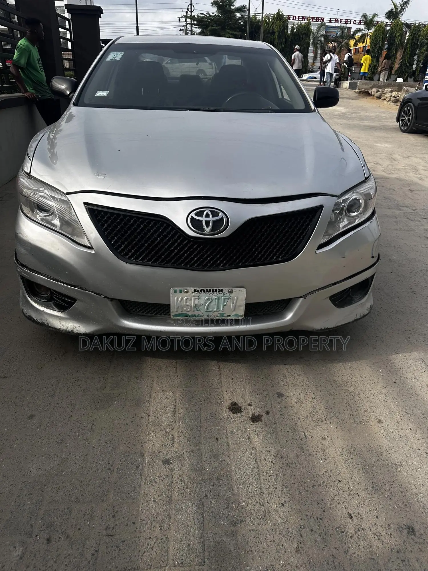 Toyota Camry 2009 Silver